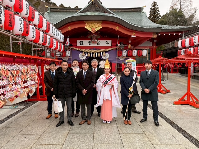 新年明けましておめでとうございます。